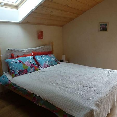 Gite Des Quatre Chemins La Vineuse Exterior foto